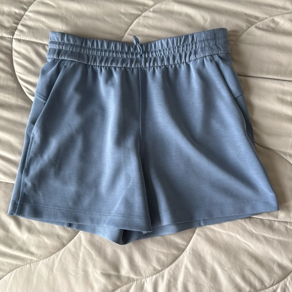 Lululemon Softstreme Shorts 4” Bundle - Picture 6 of 10